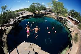 The Blue Hole In Santa Rosa Nm Its Freezing And Beautiful Blue Hole New Mexico Travel New Mexico Mexico Travel