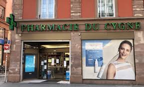 La pharmacie de la gare située à strasbourg vous accueille et vous conseille grâce à son équipe dynamique et experte en conseils de santé. Pharmacie Du Cygne