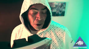 De La Cuna Al Ataúd