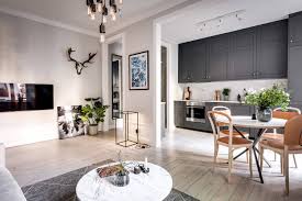 Designer david kaihoi makes his small east village apartment feel much larger with smart organization, multipurpose furniture, and bold colors. Small Apartment Interior Design Bedroom Novocom Top