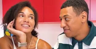 12 People Who Have a Twisted Understanding of Friendship😨👉  https://brtsd.me/l/a4je