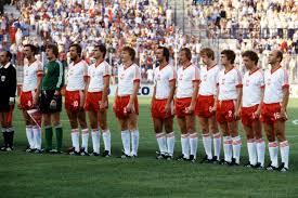 Dziś większość stawia na francję. Polska Francja 3 2 10 07 1982