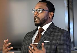 Fort Knox High School Principal Lonnie Gilmore Jr.