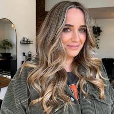 La Jolie Salon (@lajoliesalon.pgh) • Instagram photos and videos