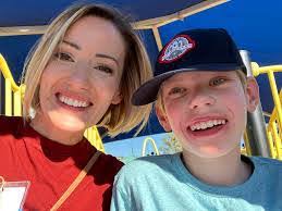 Travis Dammann's Instagram, Twitter & Facebook