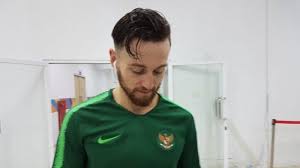 Istri marc klok saat ini tengah berada di bali. Tak Dibawa Timnas Indonesia Ke Yordania Marc Klok Pilih Liburan Ke Bali Halaman All Tribun Jakarta