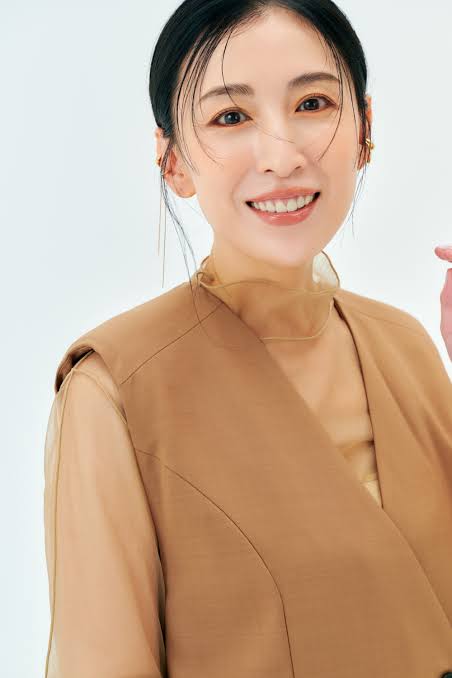 雛形あきこさん・46歳】22歳で出産も…「幸せなはずの妊娠・産休中は、なぜか喪失感でいっぱいで…」 | 美ST ONLINE