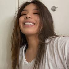 Nina (Nevaeh) Castro 🌻