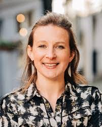 Lucy Baldwin's Instagram, Twitter & Facebook