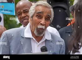 Charles eric hi-res stock photography and images