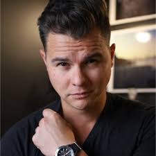 Justin Groce's Instagram, Twitter & Facebook