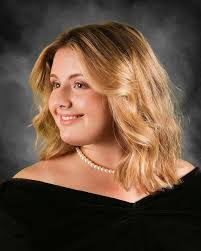 Elizabeth Chabot's Instagram, Twitter & Facebook