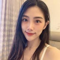 30+ "Holly Coates" profiles