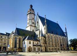 Thomas house, 25 panes were destroyed on new year's eve. St Thomas Church Leipzig Arrivalguides Com