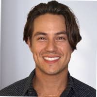 Fernando Crespo's Instagram, Twitter & Facebook