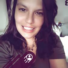 When are parents starting the “Senior Sunday” posts? Open house is next  week and first day of school is the week after that. Do I start them today?  Or wait for the