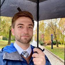 Tim Giddings's Instagram, Twitter & Facebook