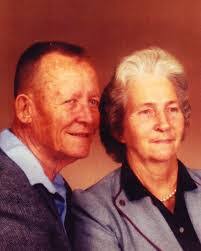 Ellen Whitehurst's Instagram, Twitter & Facebook