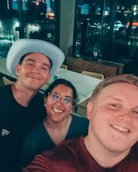 💛 Support Systems 💛 Sometimes the scariest part of exploring past  everything you've known is the fear of being alone. Thinking about these  last few months of traveling and I begin to