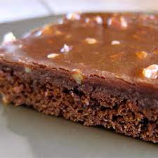 A full sheet cake is ideal for big since a half sheet cake size is considerably large, it is not always easy to store. Texas Sheet Cake V Allrecipes