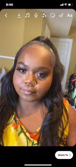 Abrilla Mackey's Instagram, Twitter & Facebook