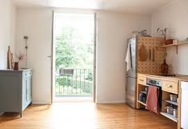 Stylish Ikea Kitchen From Used Ikea Components Appliances Design Ikea Kitchen Ikea Varde