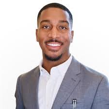 Cecil Scarbrough's Instagram, Twitter & Facebook