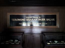Ia merupakan antara memorial terpenting yang dibina bertujuan memelihara sejarah peristiwa berdarah pasir salak yang merupakan pencetus tertubuhnya sistem. Pin On Travel