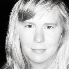 Amy Nilson's Instagram, Twitter & Facebook