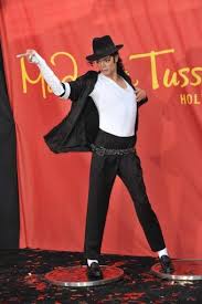 Why Michael Jackson S Skin Turned White As He Got Older Michael Jackson Skin Michael Jackson Michael Jackson Change