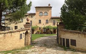 Città di castello autovermietung, wie für sie gemacht. Villa With 10 Bedrooms In Perugia Piosina Citta Di Castello Perugia