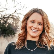 I started out with this organization in 2015 as the Executive Director for  Central Kansas CASA. It was through this local program I came in contact  with some amazing advisors that instilled