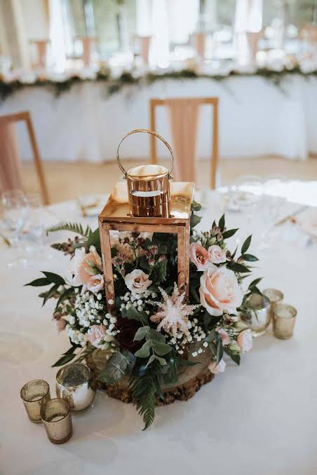 44 Best Lantern Centerpieces for Your Wedding Reception