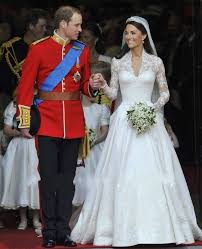 See the duchess of cambridge's most memorable hairstyles here. 2017 Royal Ballkleider Celebrity Dress Satin Spitze Langarm Kate Middleton Hochzeitskleid Freies Verschiffen Wedding Dress Free Kate Middleton Wedding Dressfree Shipping Wedding Dress Aliexpress