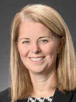 Amy Mackey's Instagram, Twitter & Facebook