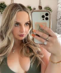 Haley Costa (@haleycostaa) • Instagram photos and videos