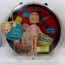 1965 Dolly Darlings Shary Takes A Vacation Hat Box Series Doll Complete With Case Tag Hasbro Vintage Toys Old Toys Beautiful Toys