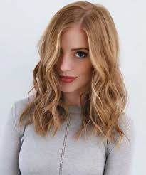 Most Fascinating Strawberry Blonde Curly Hairstyles For Women To Look Stunning This Year Strawberry Hair Strawberry Blonde Hair Color Strawberry Hair Color