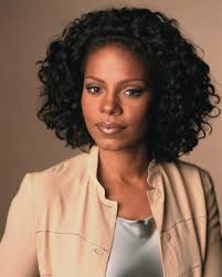 Black Actress With Short Curly Hair Sanaa Lathan Medium Hair Styles Black Women Hairstyles Curly Hair Styles