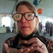 Kim Grover (@klygrover)