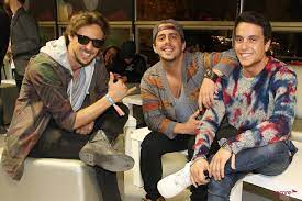 Look for musicians for events or gigs or post your own musician services. D A M A Os Betinhos Mais Cool Da Musica Nacional Movenoticias