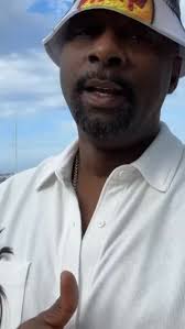 We talk about the importance of seizing opportunities, especially when  you're young. The speaker encourages the viewer to start a business, take  chances, and make the most of each day, because there's ...