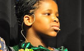 Darsteller stellen Zeit auf den Kopf