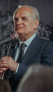 _01-26 Matica 2023_8-9.indd