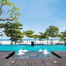What S Better Than An Infinity Pool Overlooking The Ocean Dream View At The Anantara Seminyak Bali Resort Pic By Anantarase Bali Resort Resort Bali Holidays