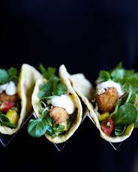 Lägg dem i en smord ugnssäker form. Fisktacos Med Mangosalsa Leila Lindholm