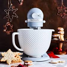 We did not find results for: This Retro Kitchenaid Stand Mixer Has A Gorgeous Bowl Simplemost