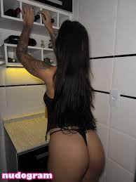 Pornô grátis com Leticia Castro - material completo vazados