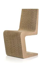 Mit der richtigen falzung und klebung erhält pappe eine dreidimensionalität, die sehr stabil ist und auch größeren belastungen. Larvik Classic Designer Stuhl Aus Pappe Karton Design Pappmobel Oko Mobel