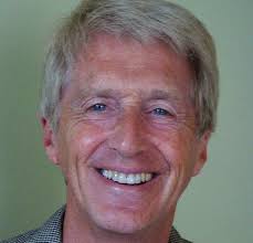 About Dr Howard Chilton